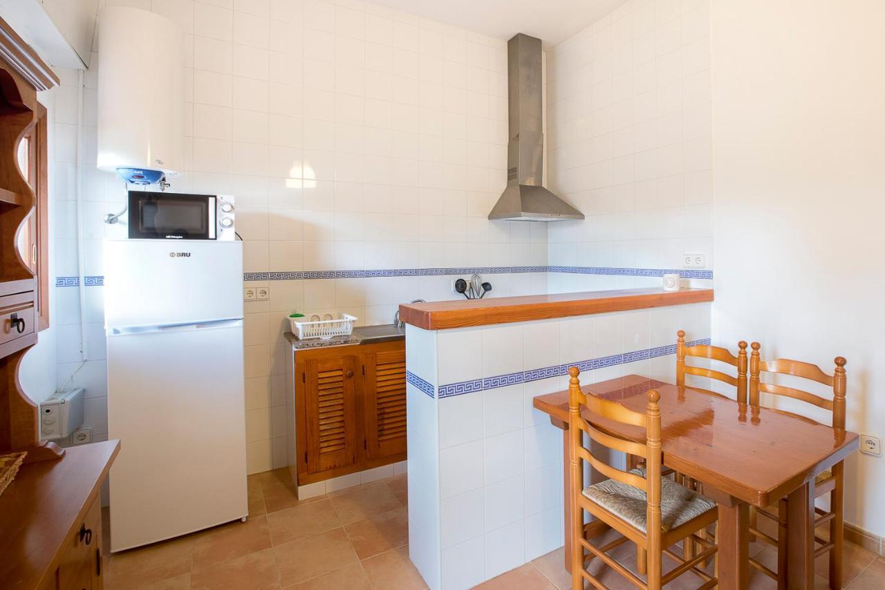 Apartamentos Molina 9-10-11 Es Calo  Exteriör bild